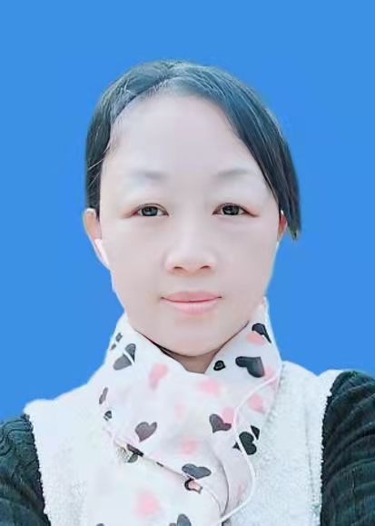 副院长  朱丽副教授